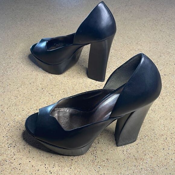 Pelle Moda Shoes - Pelle Moda Amelia Black Platform Stiletto Open Toe High Heels 7